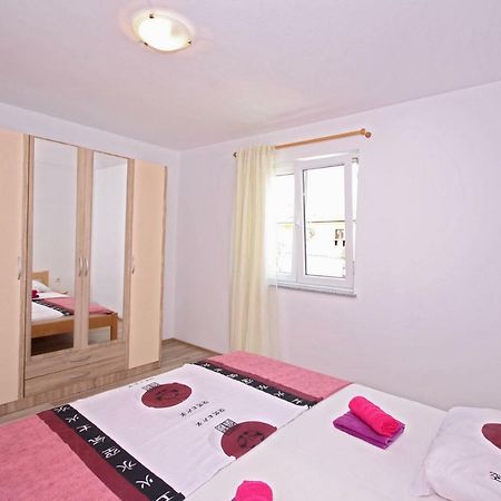 Apartmani Bradaric プーラ エクステリア 写真