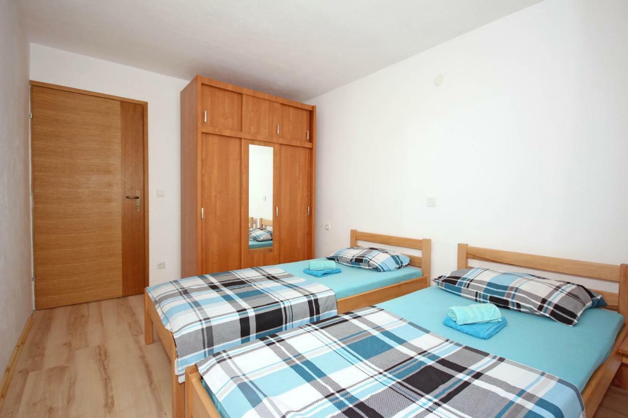 Apartmani Bradaric プーラ エクステリア 写真