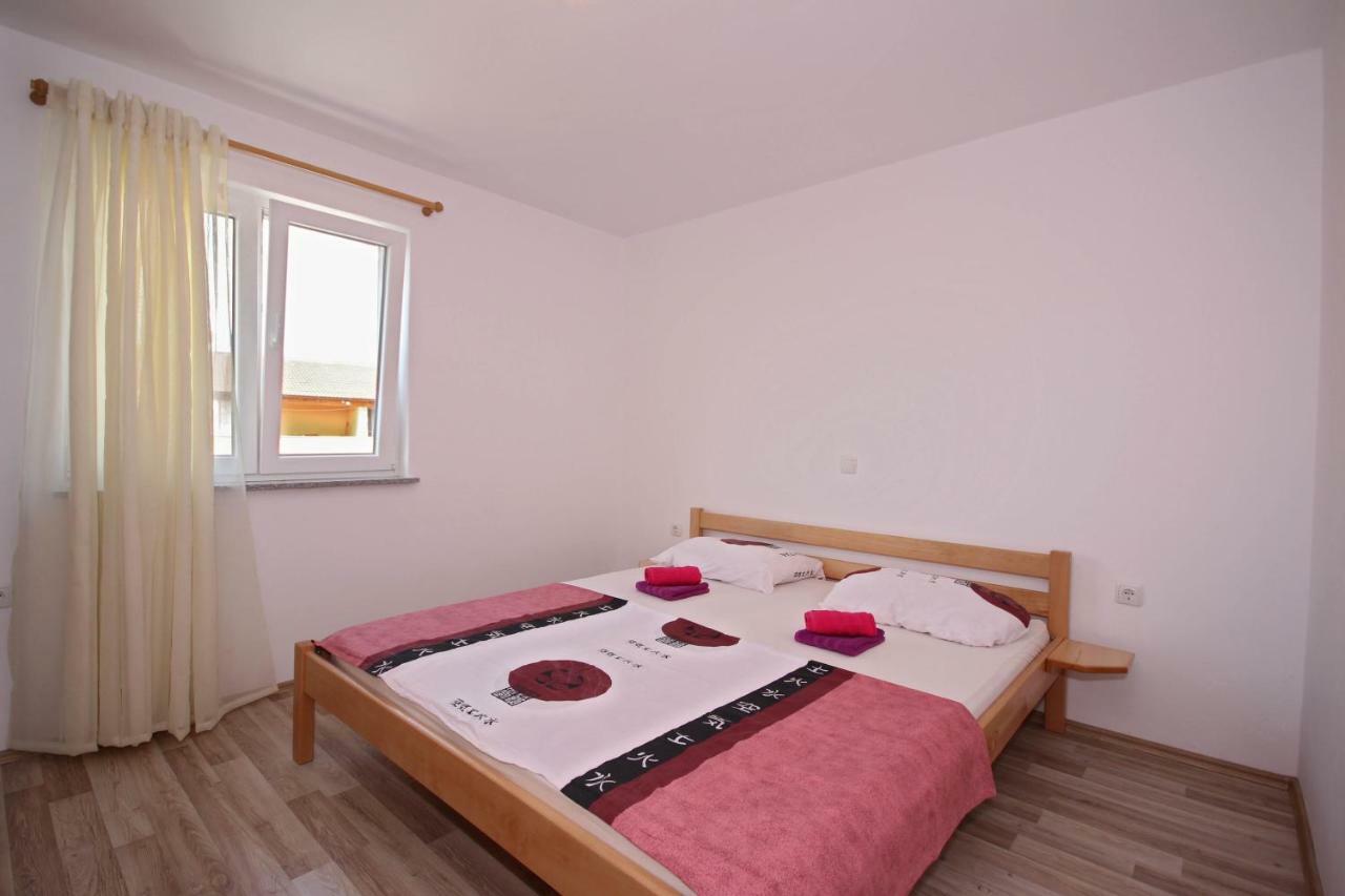Apartmani Bradaric プーラ エクステリア 写真